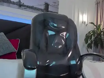 Stripchat Adult Webcam of Damian23__