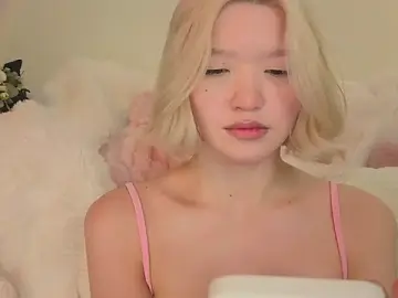 Stripchat Sex Cam of milli_sun_