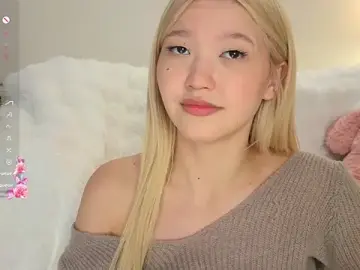 Stripchat Free Porn Cam of milli_sun_