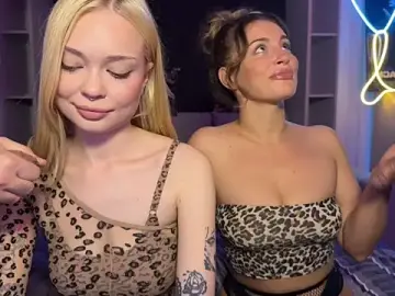 Stripchat Free Porn Cam of dollfromvenus