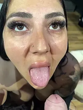 Stripchat Best Webcam of Evamendez02