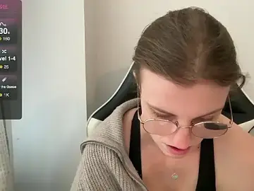 Stripchat Adult Video Chat of BustyKellyXXX