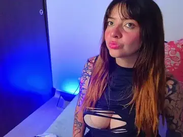 Stripchat Nude Webcam of LilithAndJacob