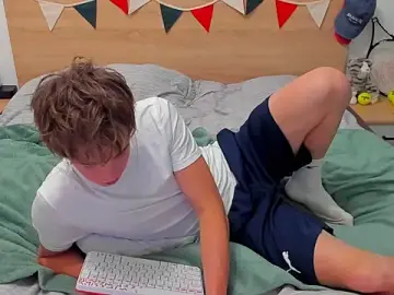 Stripchat Watch Live Sex Cams of Fandi_777