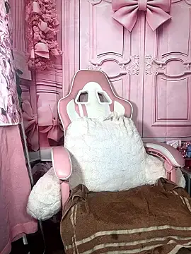 Stripchat Live Sex Cam of mismialove