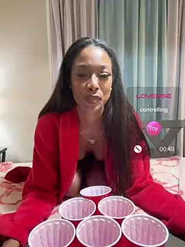 Stripchat Sex Cam of mismialove