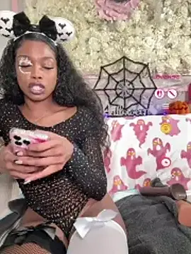 Stripchat Best Webcam of mismialove