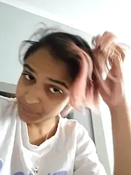 Stripchat Sex Cam of DirtySnowball69