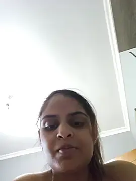 Stripchat Free Live Porn of DirtySnowball69