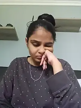 Stripchat Free Porn Cam of DirtySnowball69