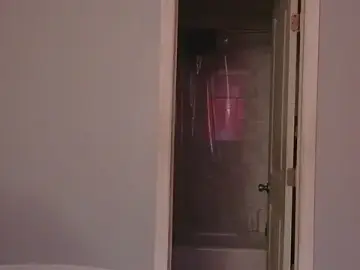 Stripchat Sex Cam of MSweetLindaParks