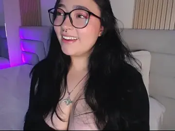 Stripchat Live Sex Cam of Miss_Loise