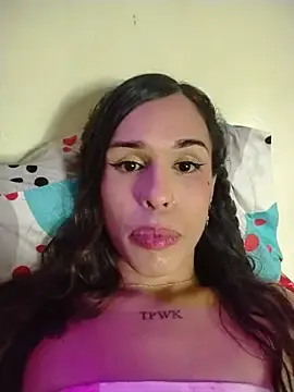 Stripchat Adult Webcam of pretty_ariiel