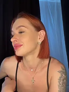 Stripchat Sex Cam of LittleFox___