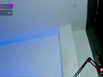 Stripchat Live Sex Cam of Kiitygirl