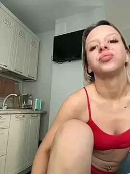 Stripchat Adult Webcam of LikaCat