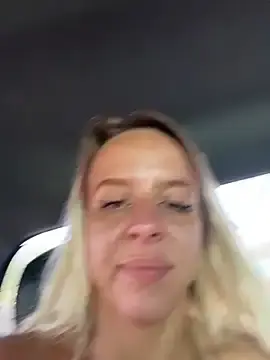 Stripchat Nude Webcam of LikaCat