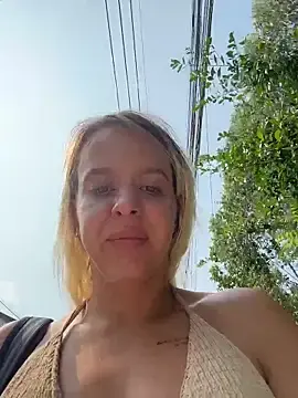 Stripchat Free Live Porn of LikaCat