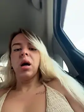 Stripchat Watch Live Sex Cams of LikaCat