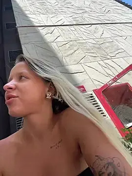 Stripchat Best Webcam of LikaCat