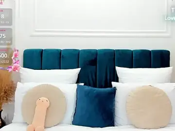 Stripchat Best live sex cam show of MonCarla