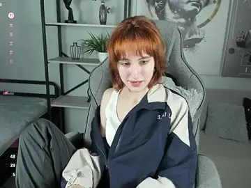 Stripchat Watch Live Sex Cams of LuxRayi