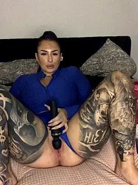 Stripchat Live Sex of Mia-Bremer