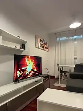 Stripchat Nude Webcam of redheaddoll22