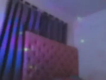 Stripchat Nude Webcam of KatalinaMillan