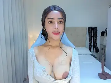 Stripchat Adult Video Chat of Lovable_with_bigsurprise
