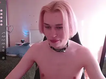 Stripchat Free Porn Cam of rainbow__salt