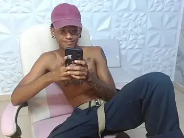 Stripchat Free Porn Cam of ManSant