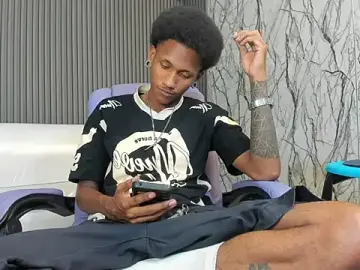 Stripchat Live Sex Cam of ManSant