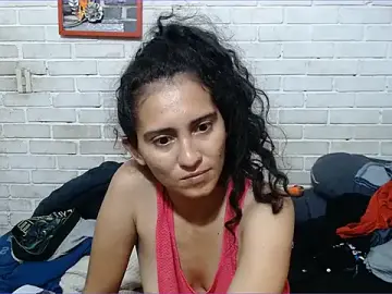 Stripchat Nude Webcam of valeriaswang_Lucas
