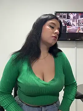 Stripchat Adult Webcam of SaraBraun_