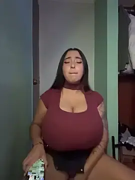 Stripchat Free Porn Cam of AmberOficiall_