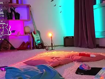 Stripchat Live Sex of Inchcaser_