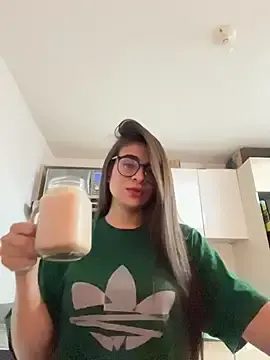 Stripchat Watch Live Sex Cams of MariaIsabella8