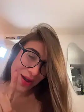Stripchat Adult Webcam of MariaIsabella8