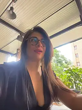 Stripchat Live Porn of MariaIsabella8