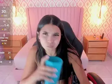 Stripchat Adult Webcam of TATIGOLD2