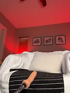 Stripchat Free Porn Cam of Tiny-Mimi