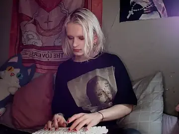 Stripchat Adult Webcam of Alien_Bella