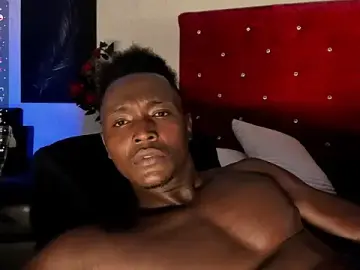 Stripchat Free Live Porn of DannSmmith