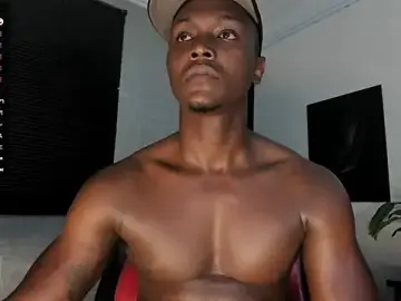 Stripchat Free Live Porn of DannSmmith