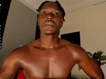 Stripchat Free Porn Cam of DannSmmith