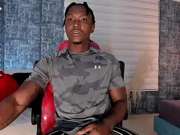 Stripchat Free Live Porn of DannSmmith