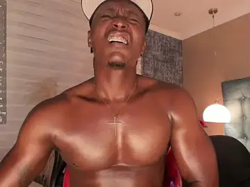 Stripchat Live Sex Cam of DannSmmith