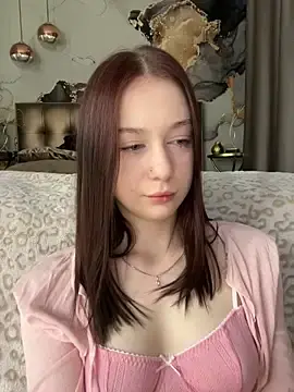Stripchat Sex Cam of MiraXS