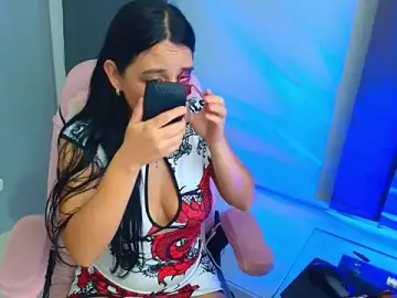Stripchat Live Sex Cam of carla_rossin